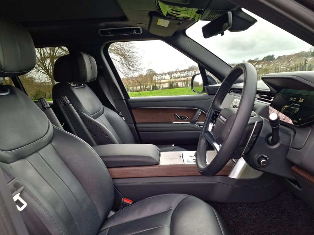 Used Land Rover Range Rover 2025 for sale - 77685331: Photo 8