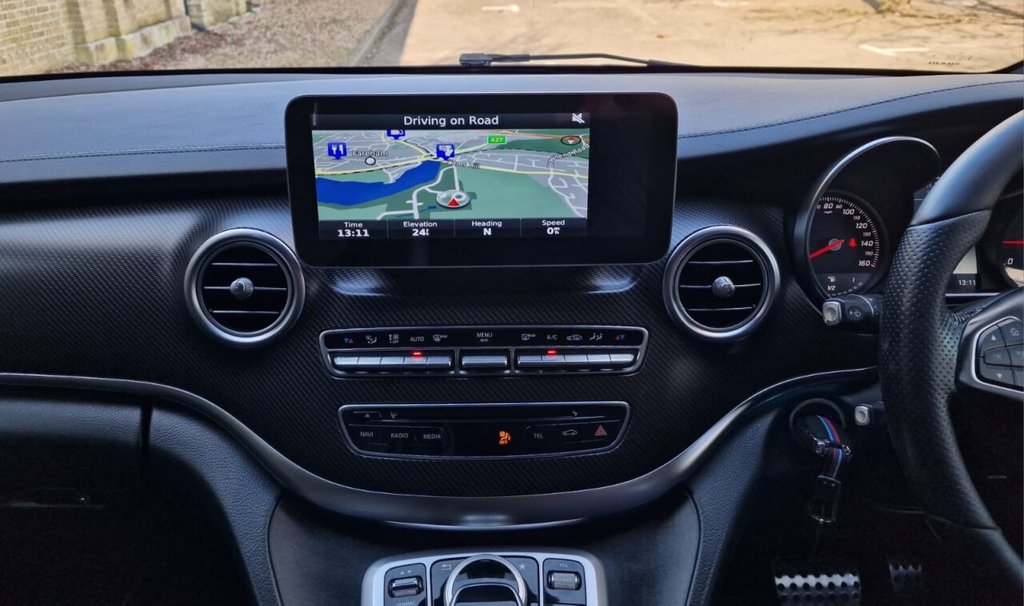 Used Mercedes-Benz V-Class 2017 for sale - 77725909: Photo 17