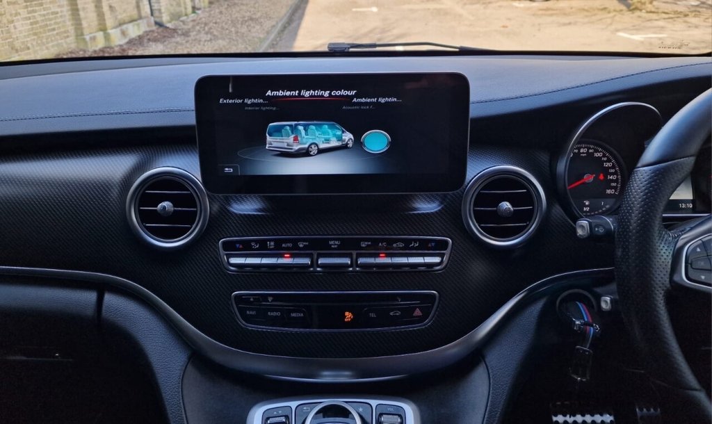 Used Mercedes-Benz V-Class 2017 for sale - 77725909: Photo 20