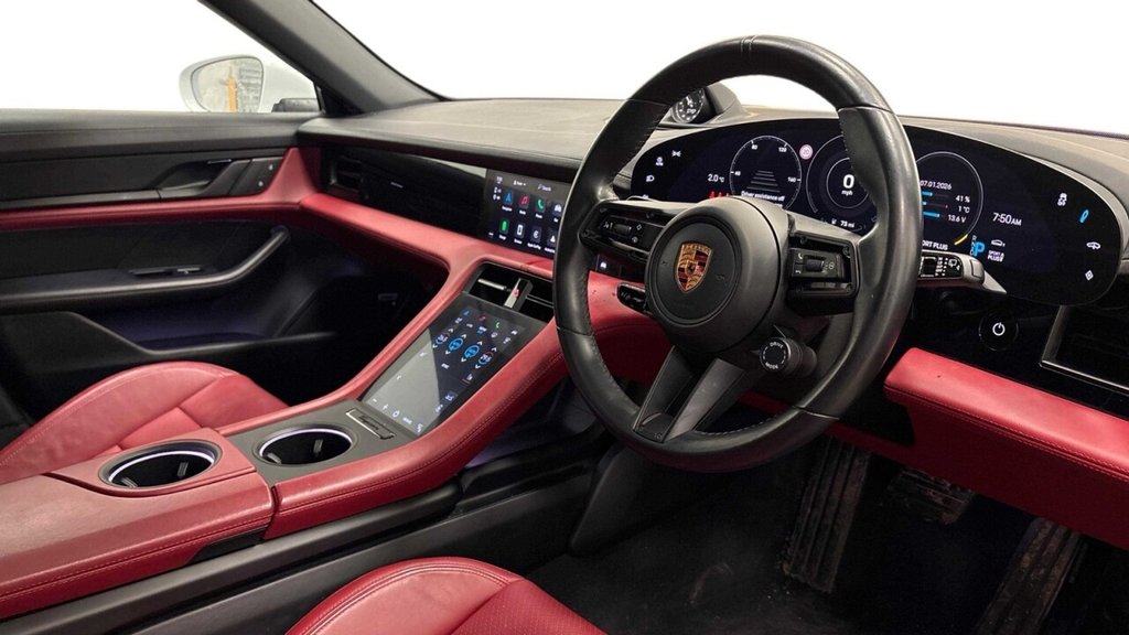 Used Porsche Taycan 2021 for sale - 77634569: Photo 4