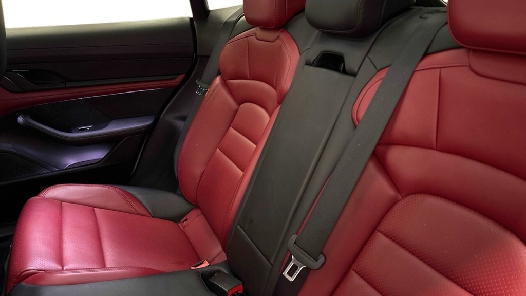 Used Porsche Taycan 2021 for sale - 77634569: Photo 5