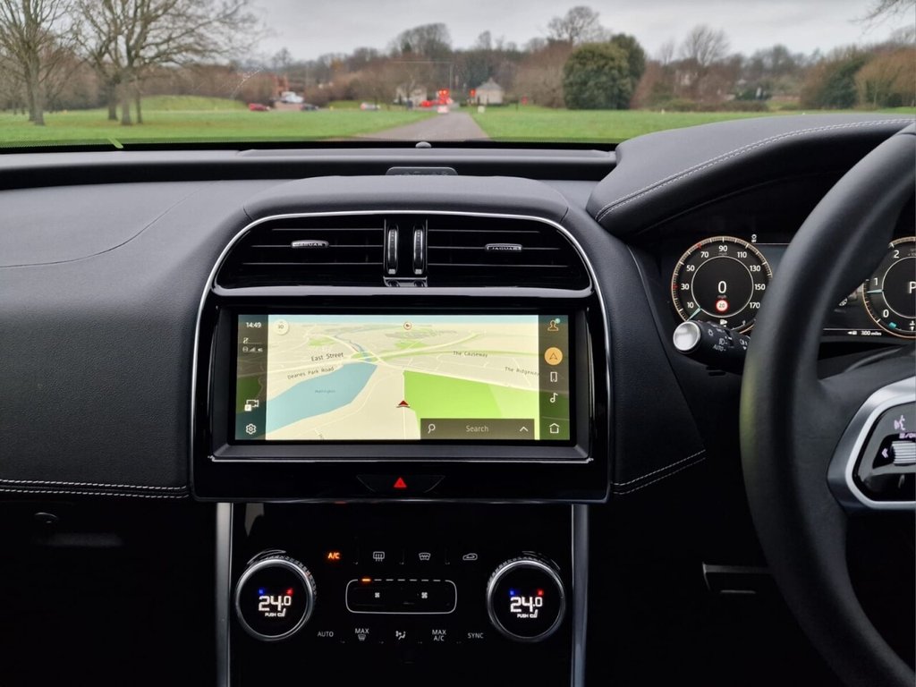 Used Jaguar XE 2023 for sale - 76953998: Photo 11