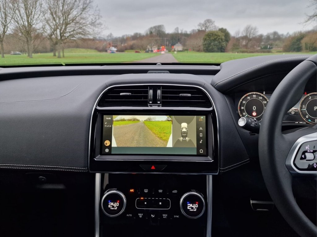 Used Jaguar XE 2023 for sale - 76953998: Photo 14