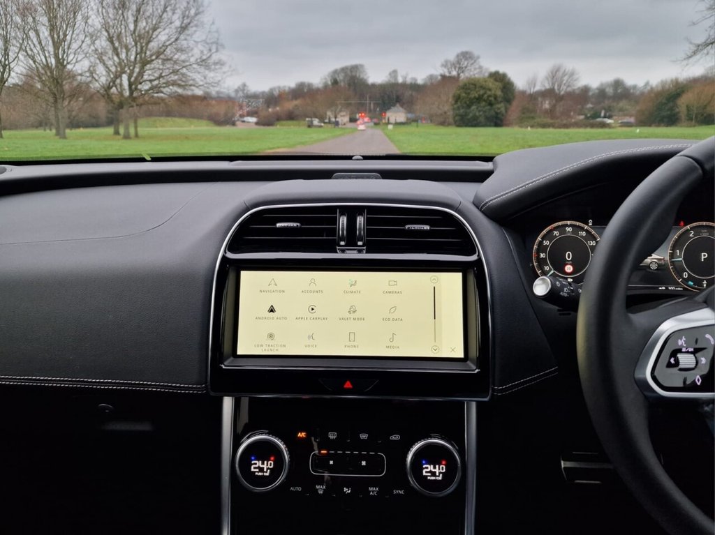 Used Jaguar XE 2023 for sale - 76953998: Photo 15