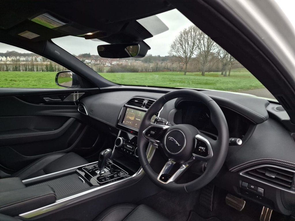 Used Jaguar XE 2023 for sale - 76953998: Photo 18