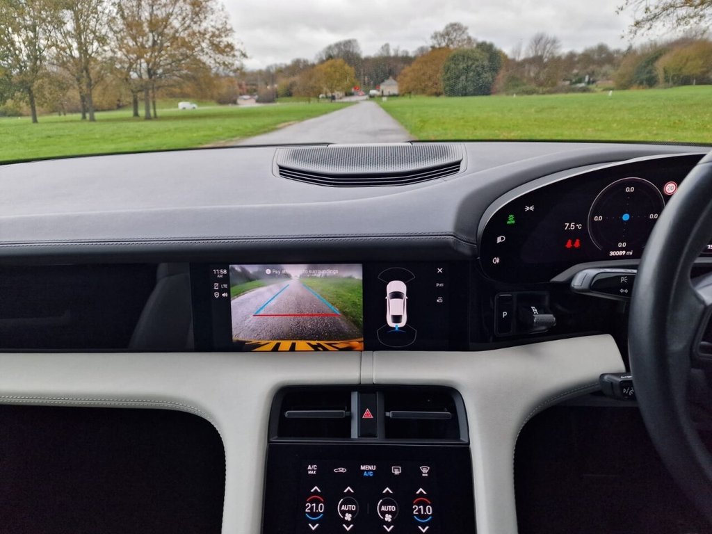 Used Porsche Taycan 2021 for sale - 76716265: Photo 19