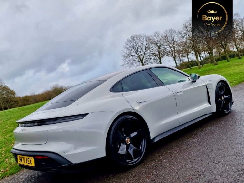 Used Porsche Taycan 2021 for sale - 76716265: Photo 25