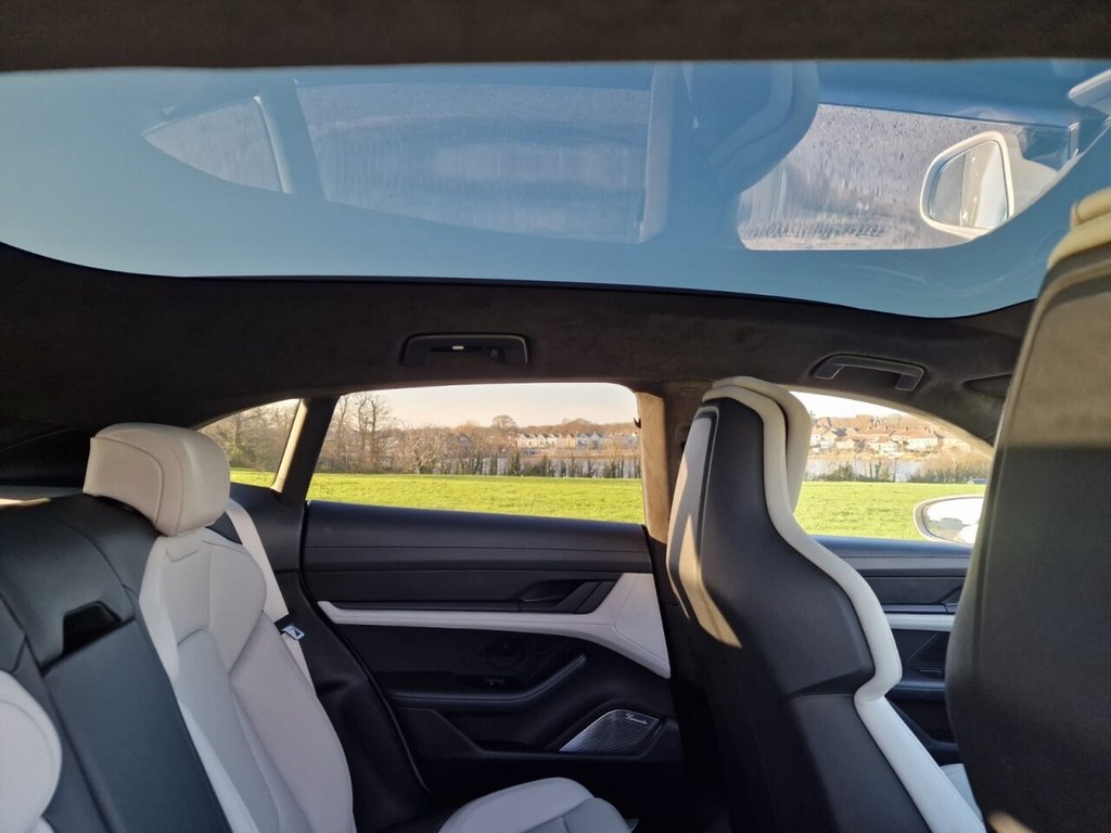 Used Porsche Taycan 2021 for sale - 77050821: Photo 12