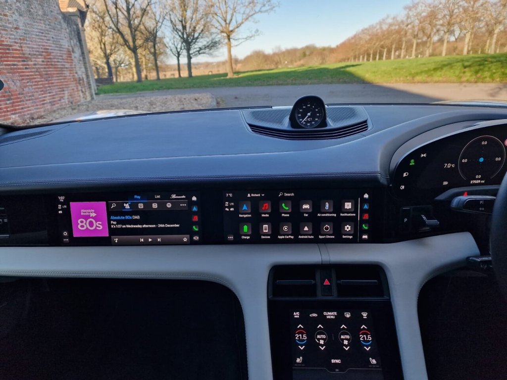 Used Porsche Taycan 2021 for sale - 77050821: Photo 26