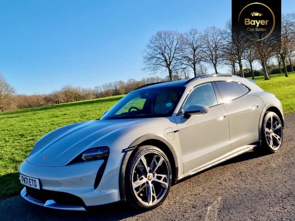 Used Porsche Taycan 2021 for sale - 77050821: Photo 32