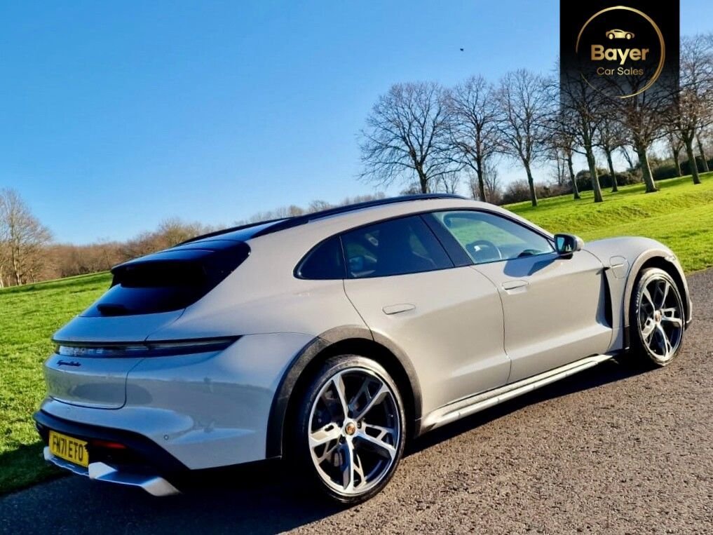 Used Porsche Taycan 2021 for sale - 77050821: Photo 33