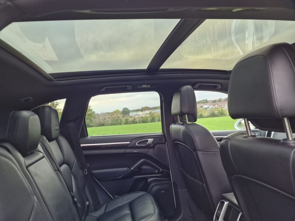 Used Porsche Cayenne 2017 for sale - 76716316: Photo 12