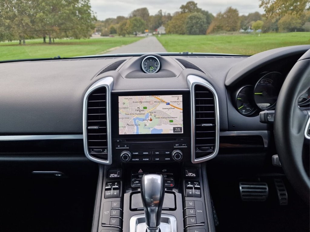 Used Porsche Cayenne 2017 for sale - 76716316: Photo 14