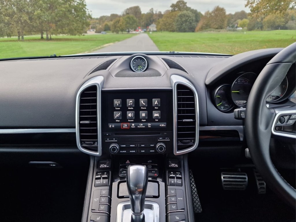 Used Porsche Cayenne 2017 for sale - 76716316: Photo 15