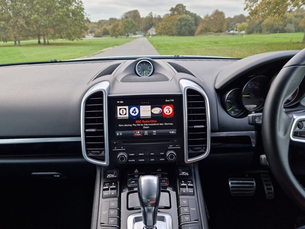 Used Porsche Cayenne 2017 for sale - 76716316: Photo 16