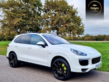 Used Porsche Cayenne 2017 for sale - 76716316: Photo