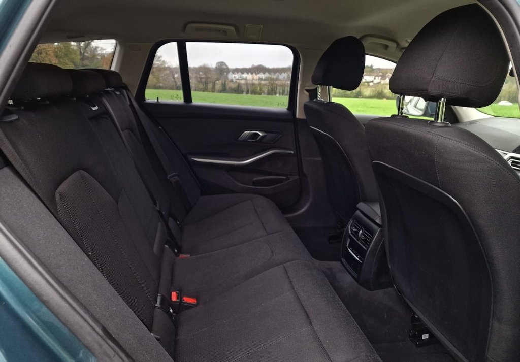 Used BMW 3 Series 2021 for sale - 76900376: Photo 9