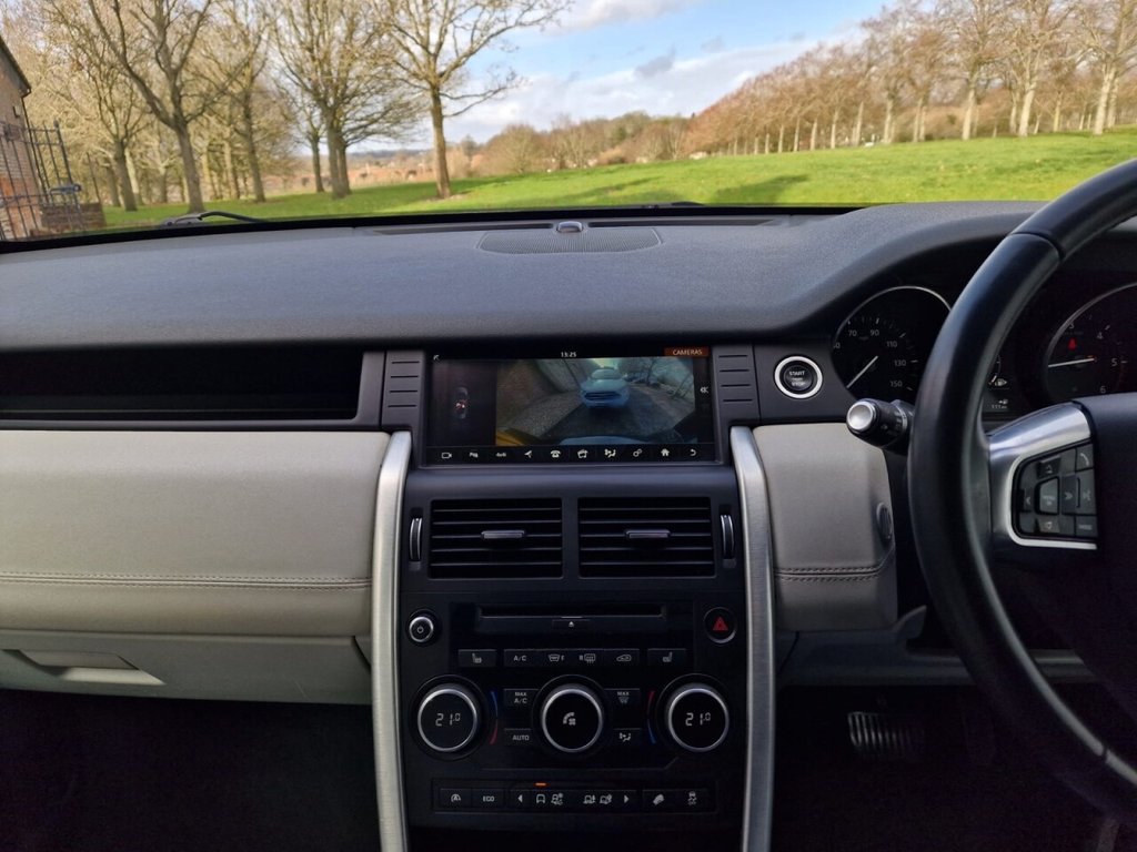 Used Land Rover Discovery Sport 2017 for sale - 77307323: Photo 17