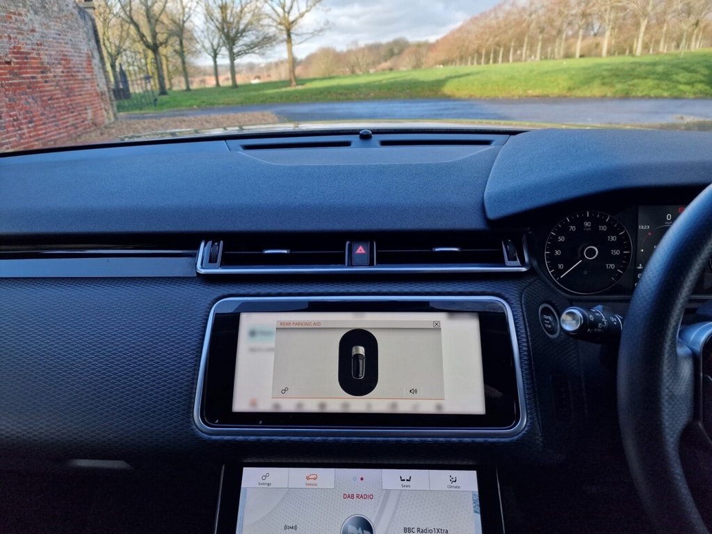 Used Land Rover Range Rover Velar 2018 for sale - 77231988: Photo 15