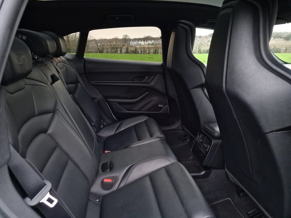 Used Porsche Taycan 2021 for sale - 76977494: Photo 10