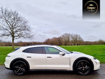 Used Porsche Taycan 2021 for sale - 76977494: Photo