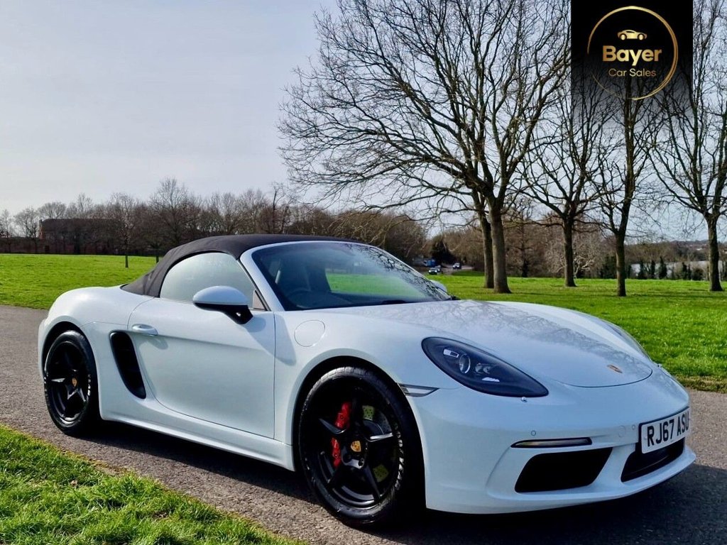 Used Porsche Boxster 2017 for sale - 77588237: Photo 2