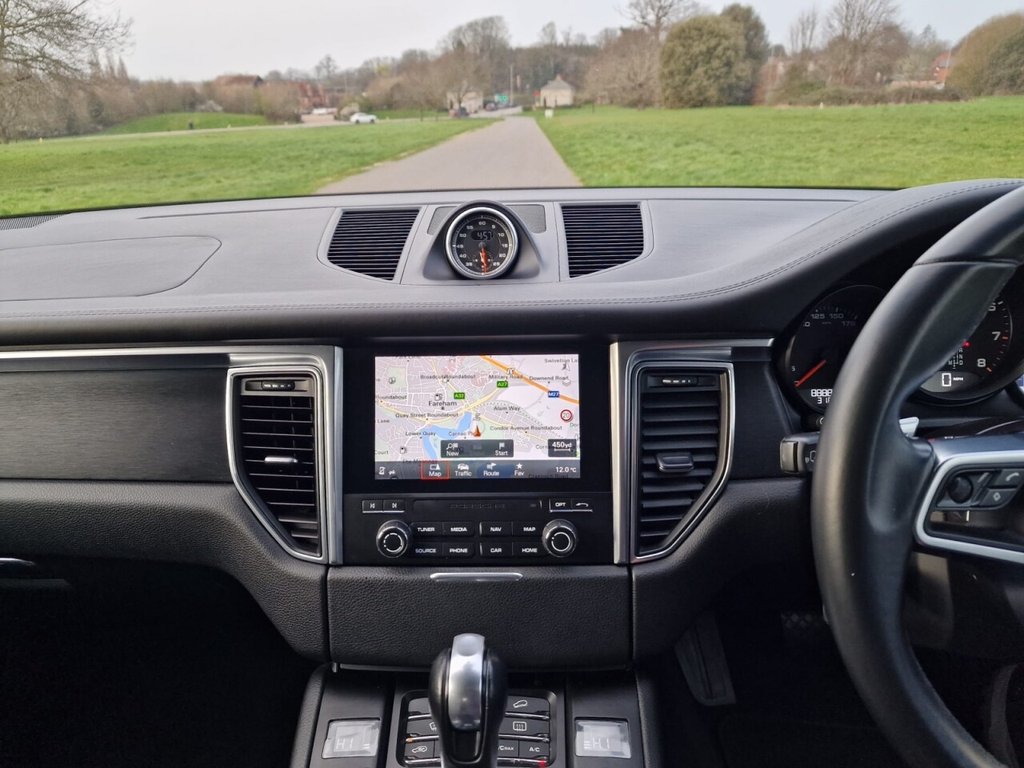 Used Porsche Macan 2016 for sale - 77771006: Photo 14