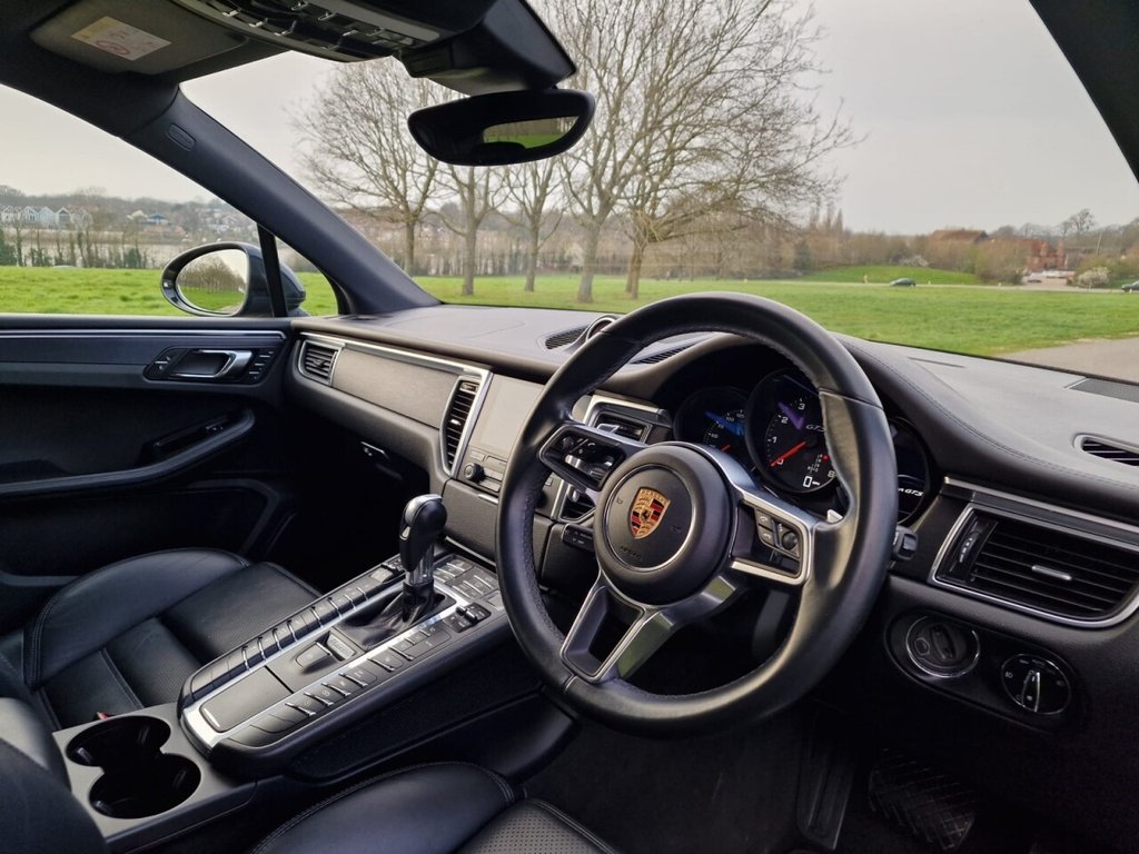 Used Porsche Macan 2016 for sale - 77771006: Photo 16