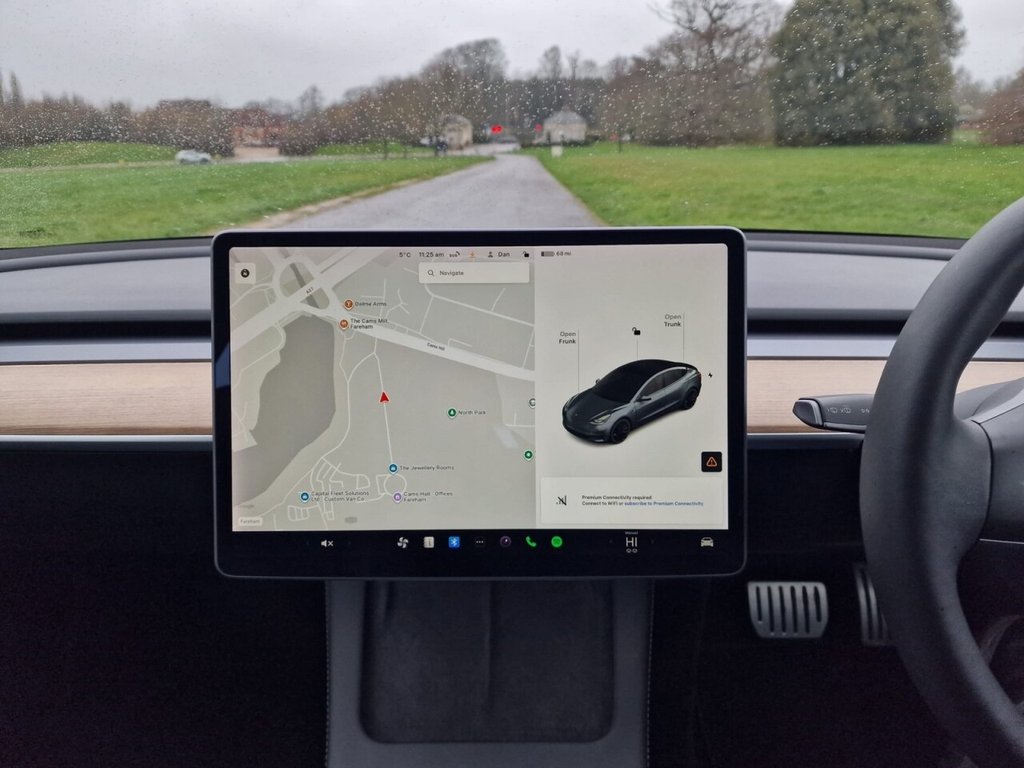 Used Tesla Model 3 2021 for sale - 77600191: Photo 17