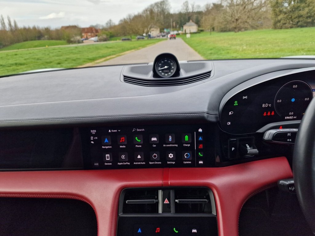 Used Porsche Taycan 2021 for sale - 78021952: Photo 16