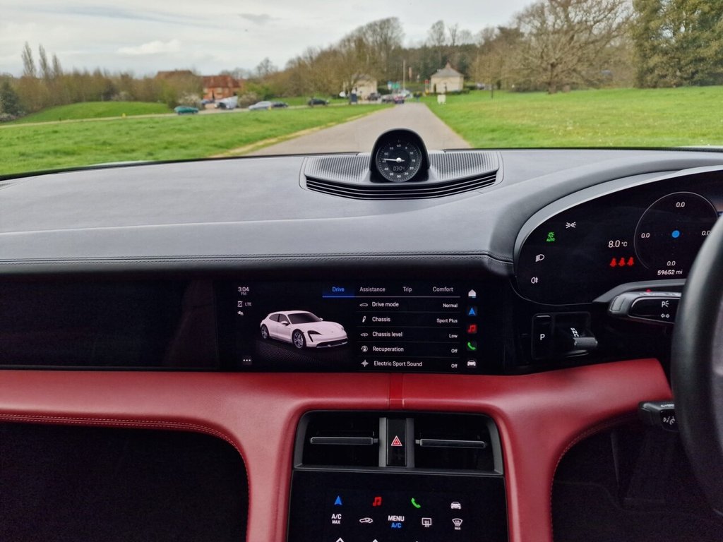 Used Porsche Taycan 2021 for sale - 78021952: Photo 22