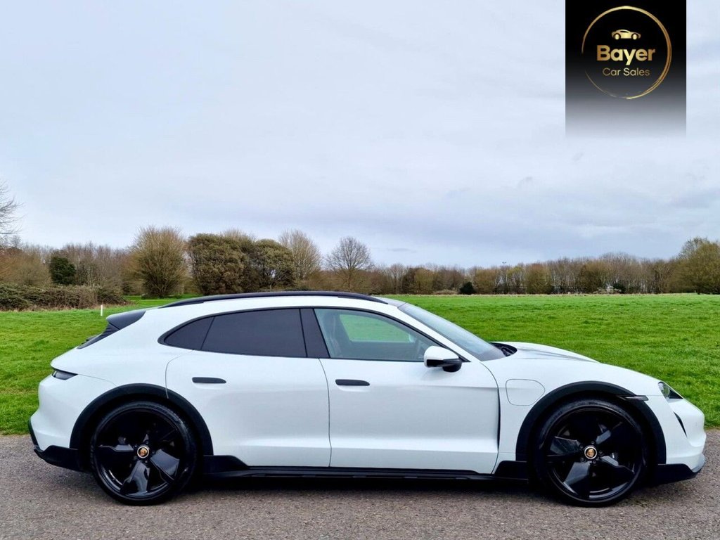 Used Porsche Taycan 2021 for sale - 78021952: Photo 3