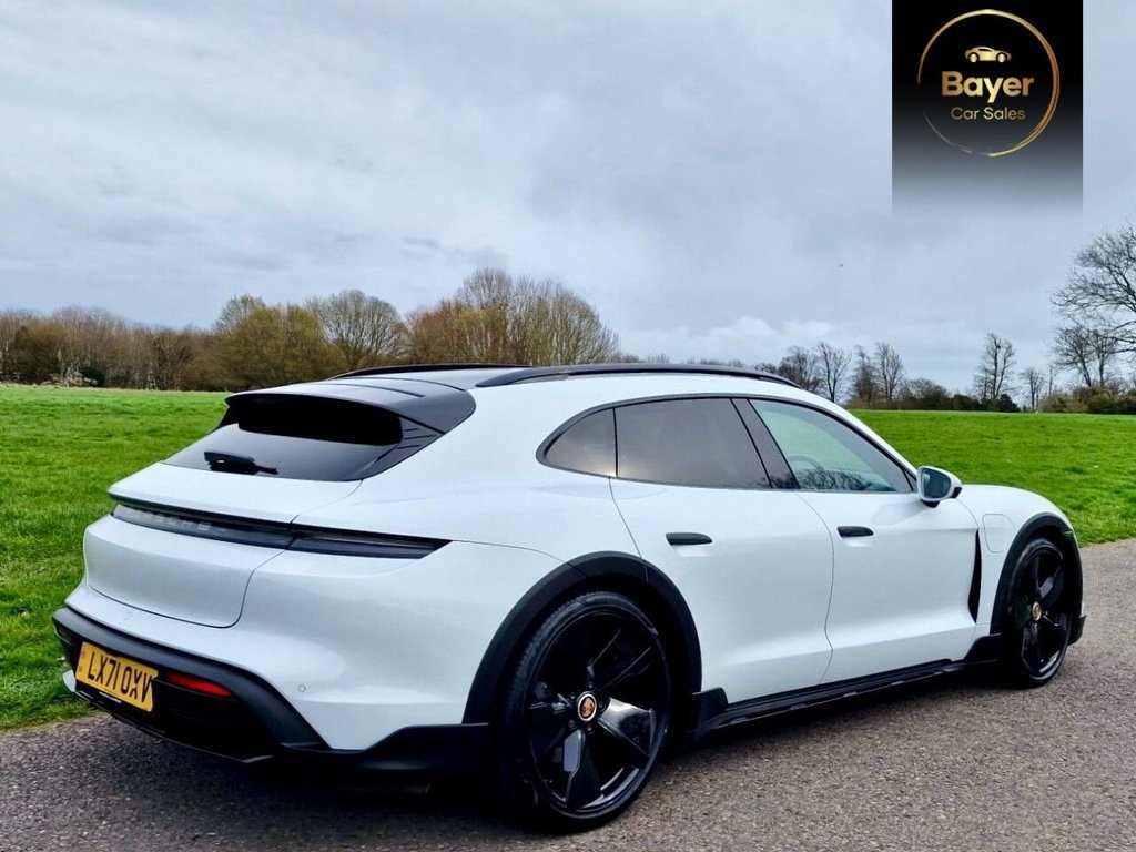 Used Porsche Taycan 2021 for sale - 78021952: Photo 5