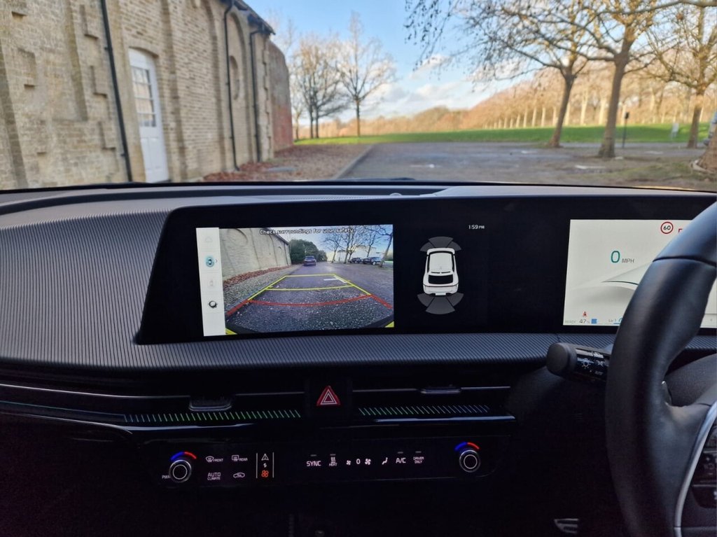 Used Kia EV6 2022 for sale - 76900923: Photo 14