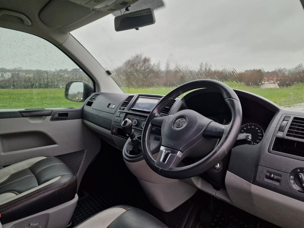 Used Volkswagen Transporter 2014 for sale - 77218530: Photo 9