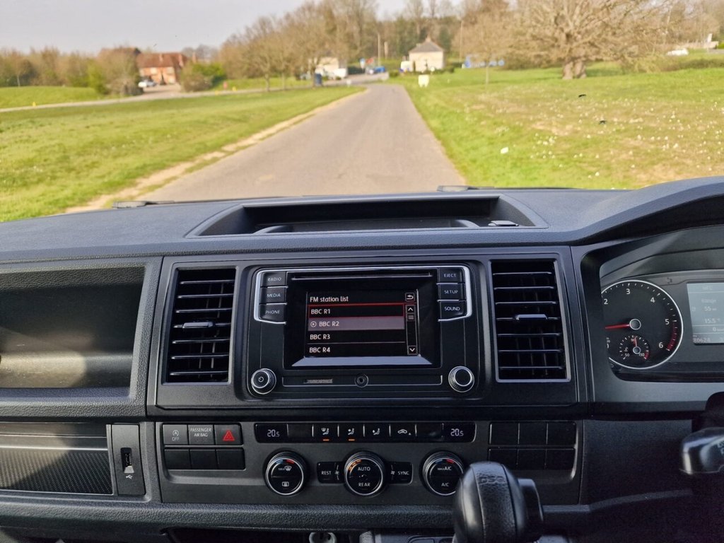 Used Volkswagen Transporter Shuttle 2019 for sale - 77995303: Photo 13