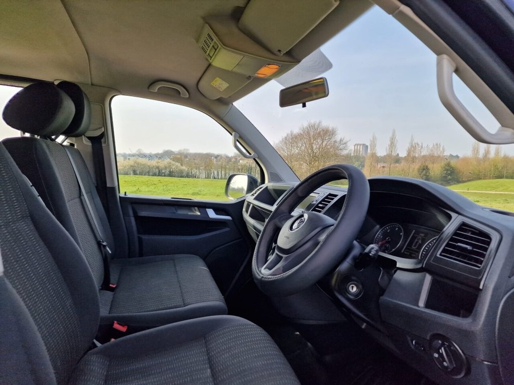 Used Volkswagen Transporter Shuttle 2019 for sale - 77995303: Photo 9