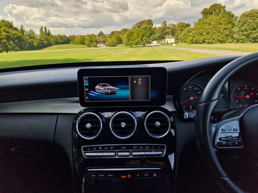 Used Mercedes-Benz C Class 2019 for sale - 76716299: Photo 11