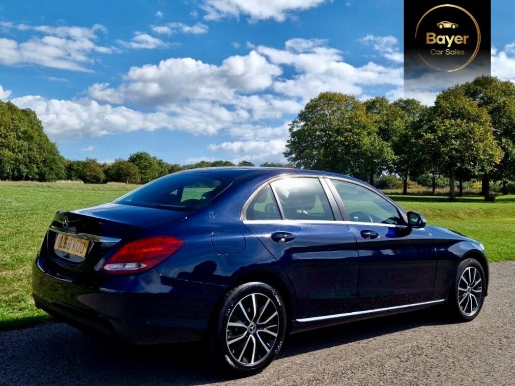 Used Mercedes-Benz C Class 2019 for sale - 76716299: Photo 5