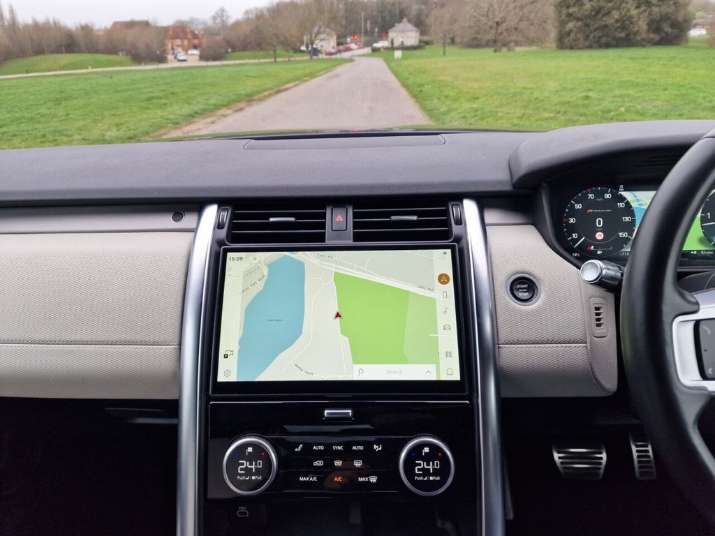 Used Land Rover Discovery 2022 for sale - 77525883: Photo 15