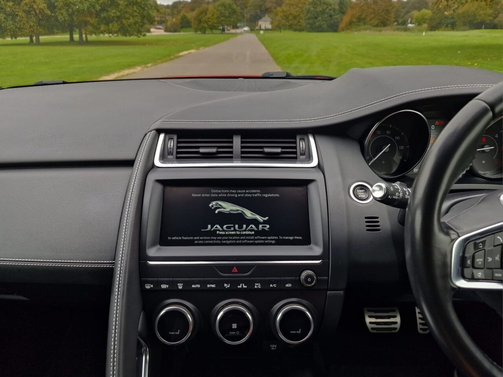 Used Jaguar E-Pace 2018 for sale - 76716307: Photo 13