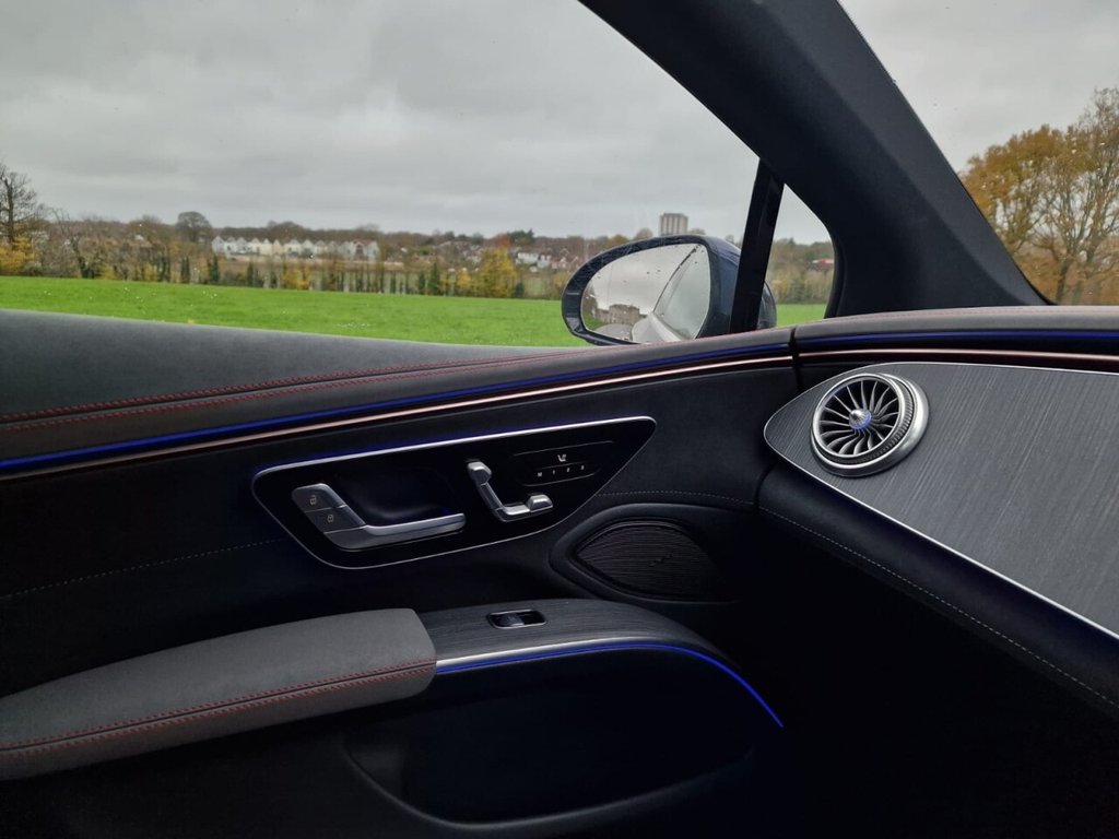 Used Mercedes-Benz EQS 2022 for sale - 76773011: Photo 10