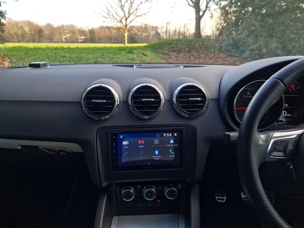 Used Audi TT 2011 for sale - 77050800: Photo 12