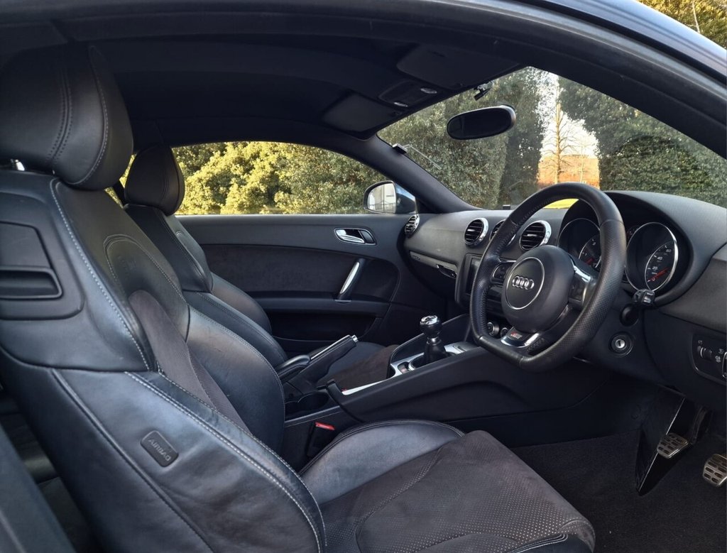 Used Audi TT 2011 for sale - 77050800: Photo 8