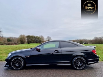 Used Mercedes-Benz C Class 2015 for sale - 77205373: Photo