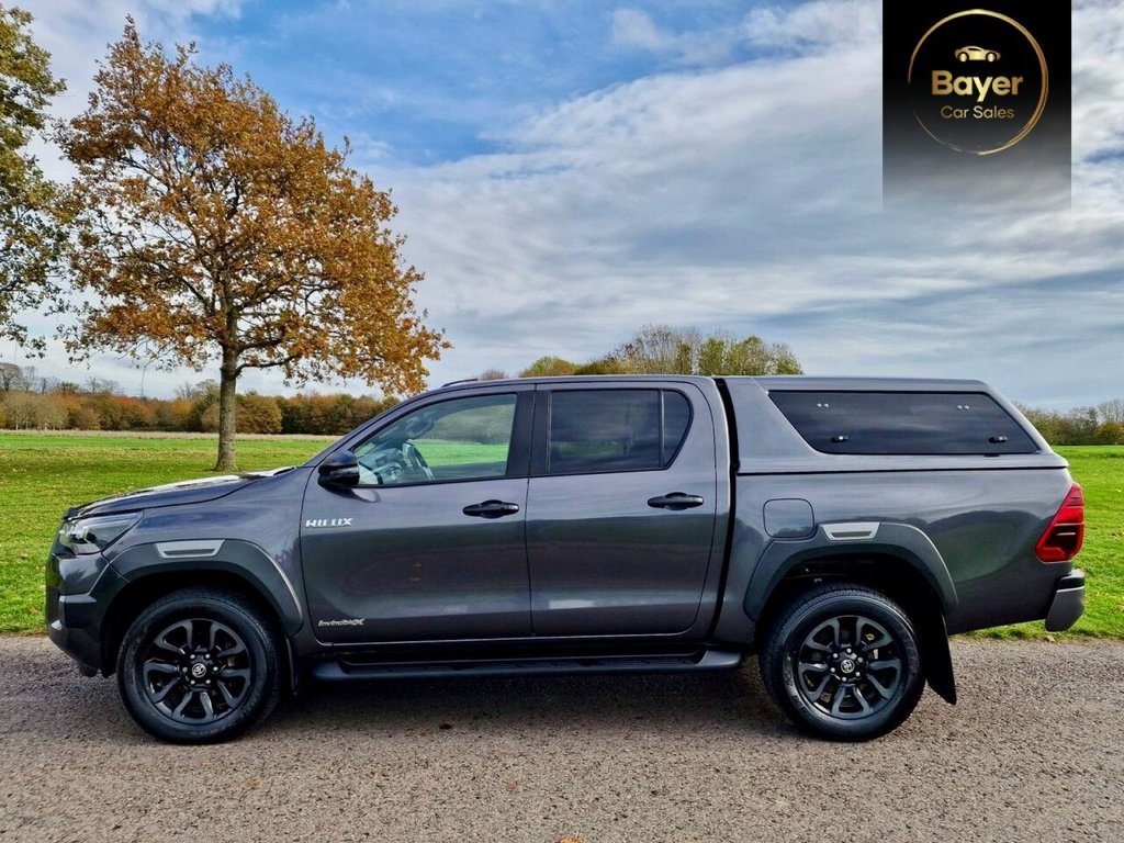 Used Toyota Hilux 2021 for sale - 76716330: Photo 4