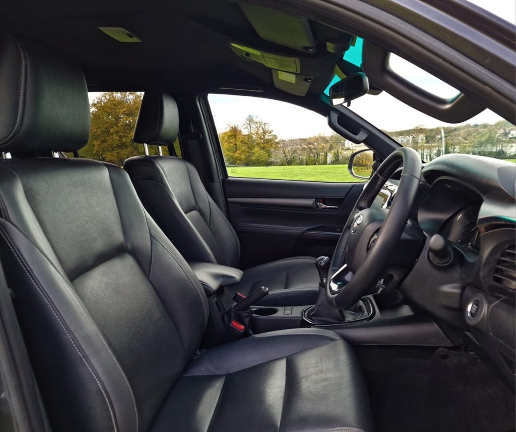 Used Toyota Hilux 2021 for sale - 76716330: Photo 9