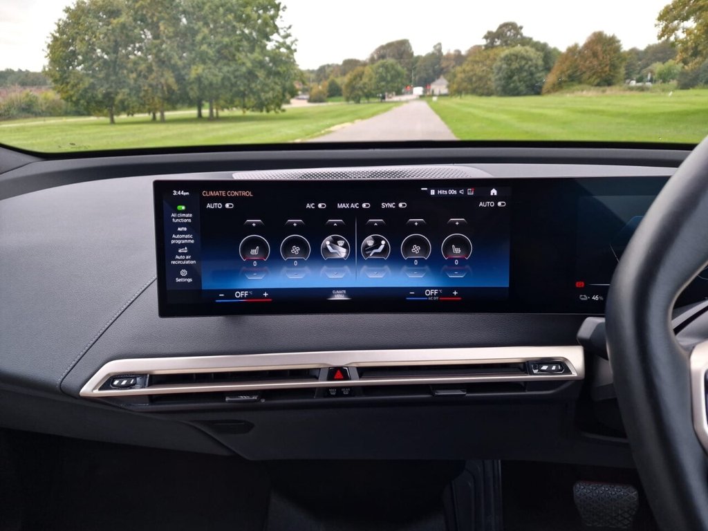 Used BMW iX 2022 for sale - 76716291: Photo 17