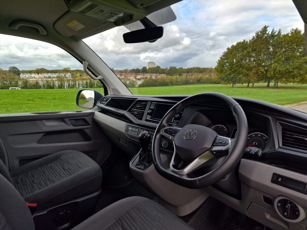 Used Volkswagen Transporter Shuttle 2020 for sale - 76716315: Photo 13