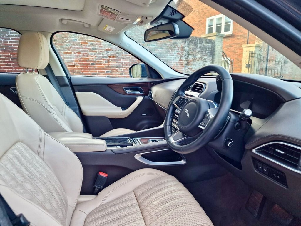 Used Jaguar F-Pace 2017 for sale - 77269097: Photo 8